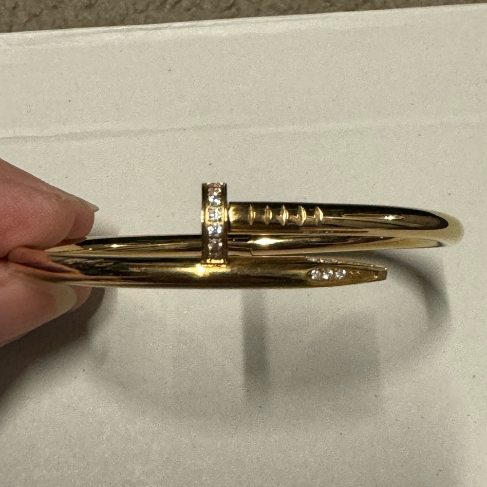Nails bracelet